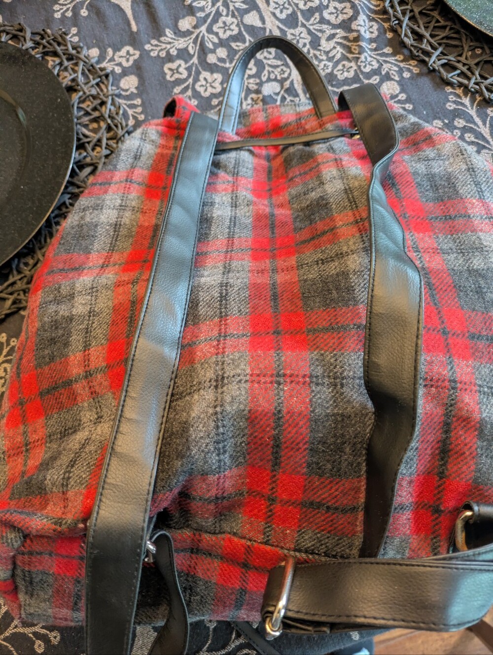 Flannel Backpack - Picture 2 of 3